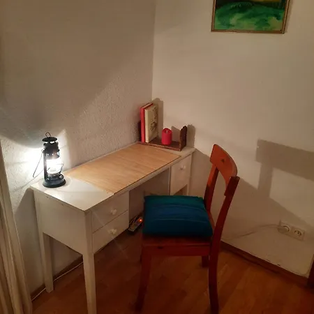 Apartment Puetthaus - Gaestewohnung Und Stellplatz